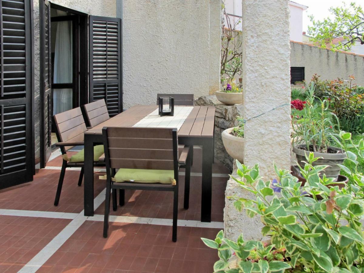 Apartment Maslina - Pul335 By Interhome Pjescana Uvala Exterior photo